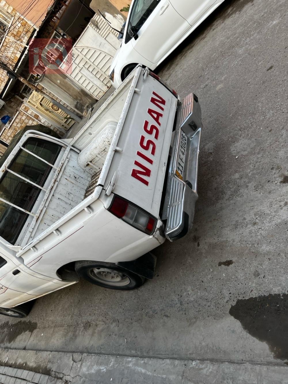 نيسان بيك اب